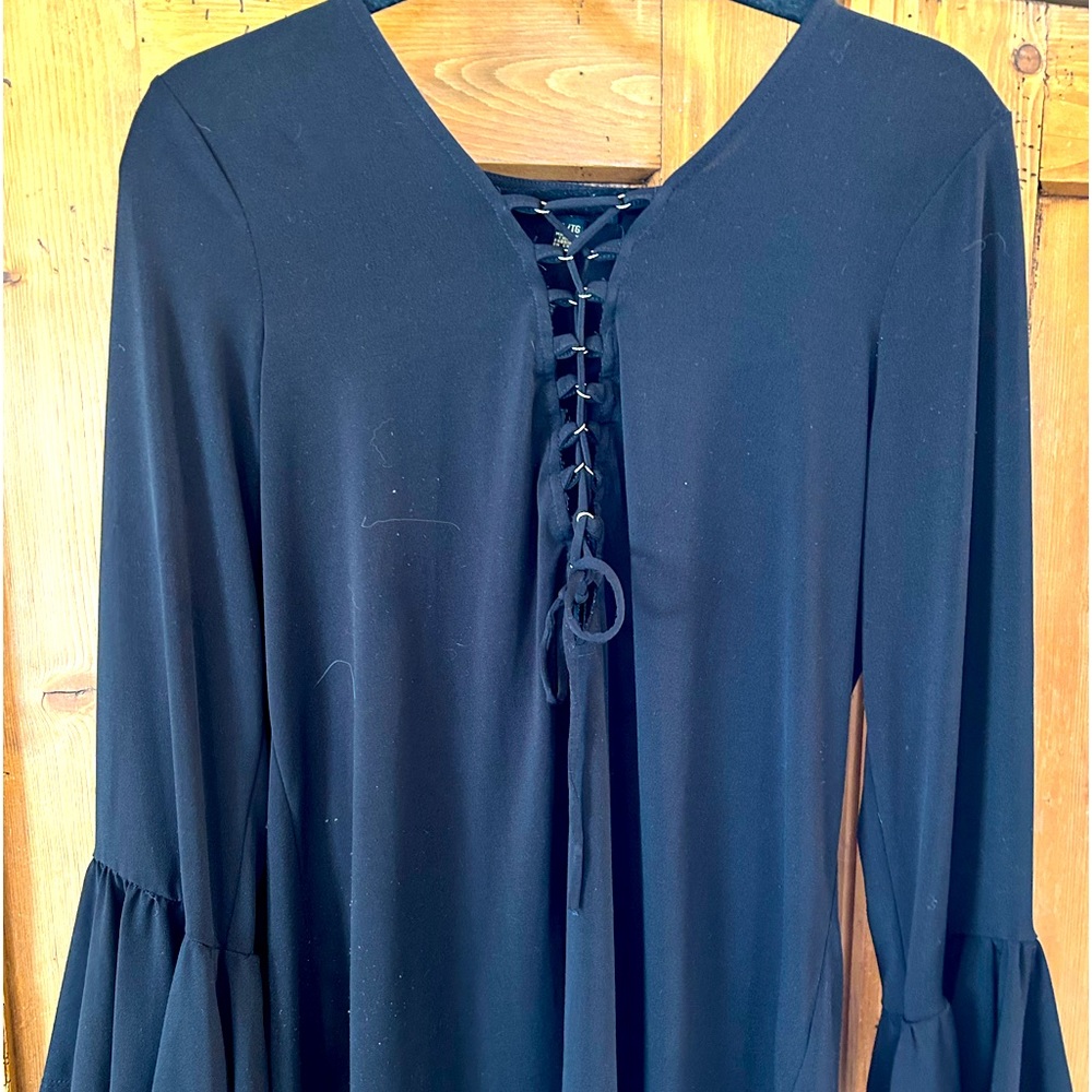 Cupio XL top with tie up black, beautiful flow with lovely sleeves